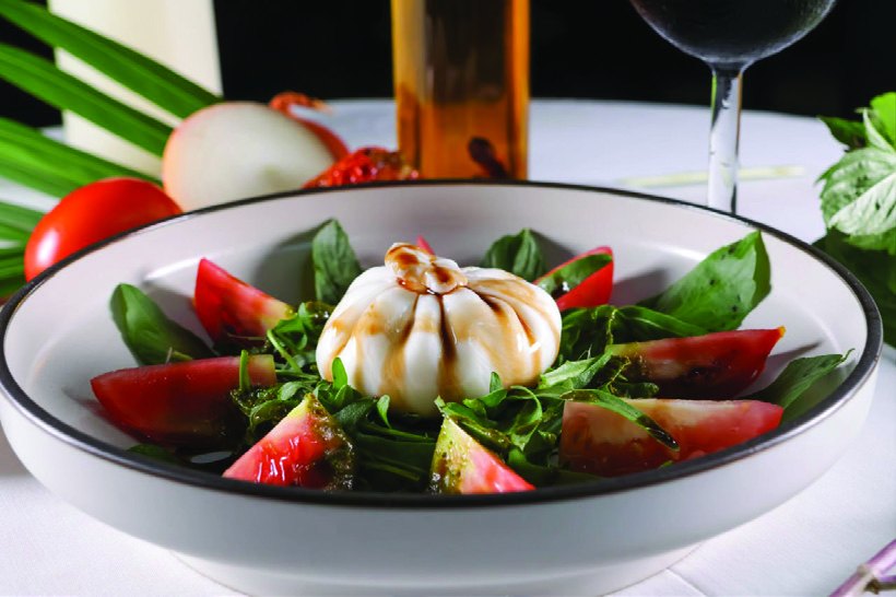 Burrata salad