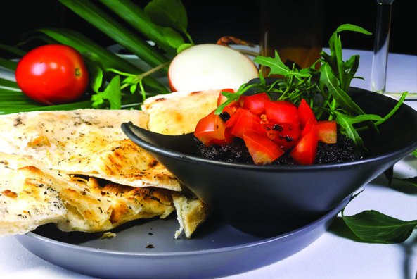 Bruschetta with fresh tomatoes